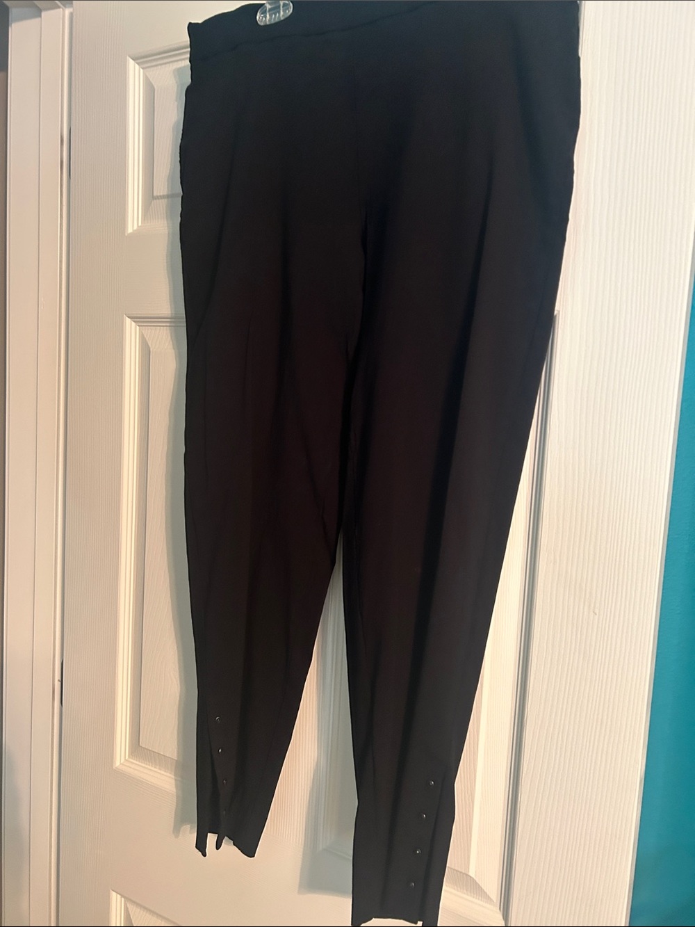 Counterparts Black Slim Ankle Capris